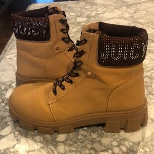 Juicy Couture woman boots, minimal wear. Size 9 women.